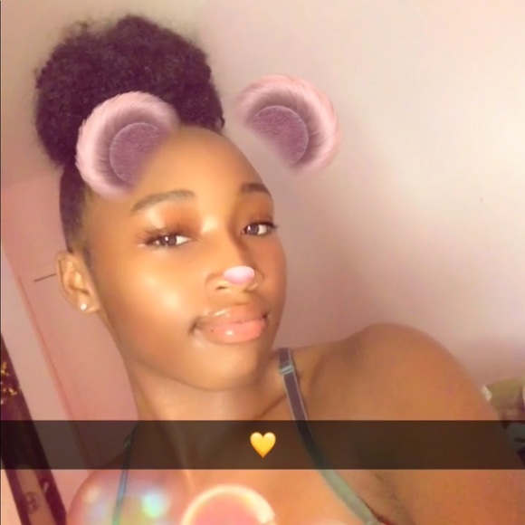 Meet your Posher, Tianna - Picture 1 of 1